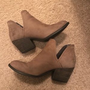 Steve Madden ankle booties sz. 7